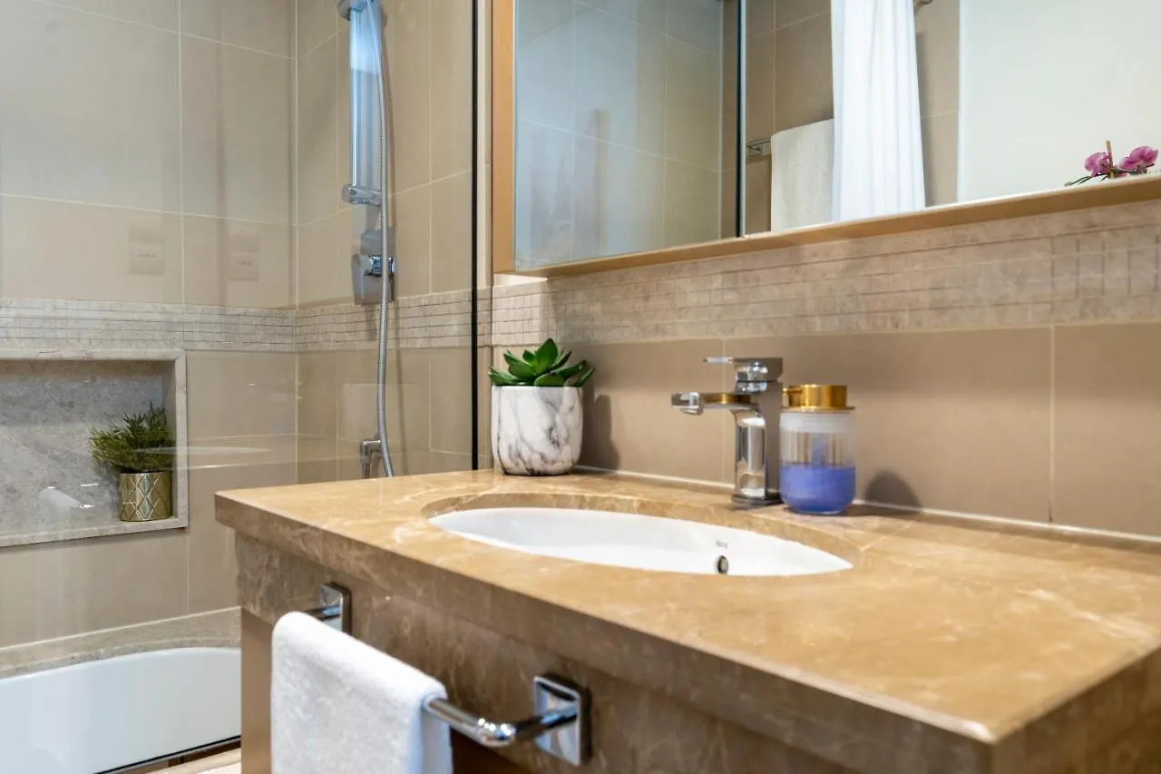Apartment Prestige Living 1Br With Full Burj Khalifa View By Auberge Dubai United Arab Emirates